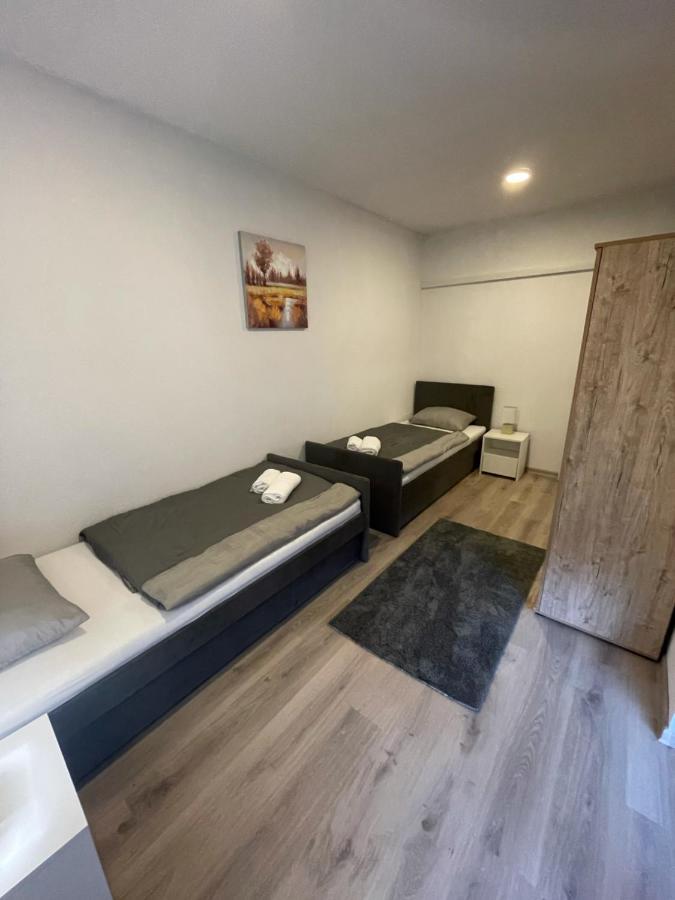 Ammirevole Ravne Apartments Visoko Esterno foto