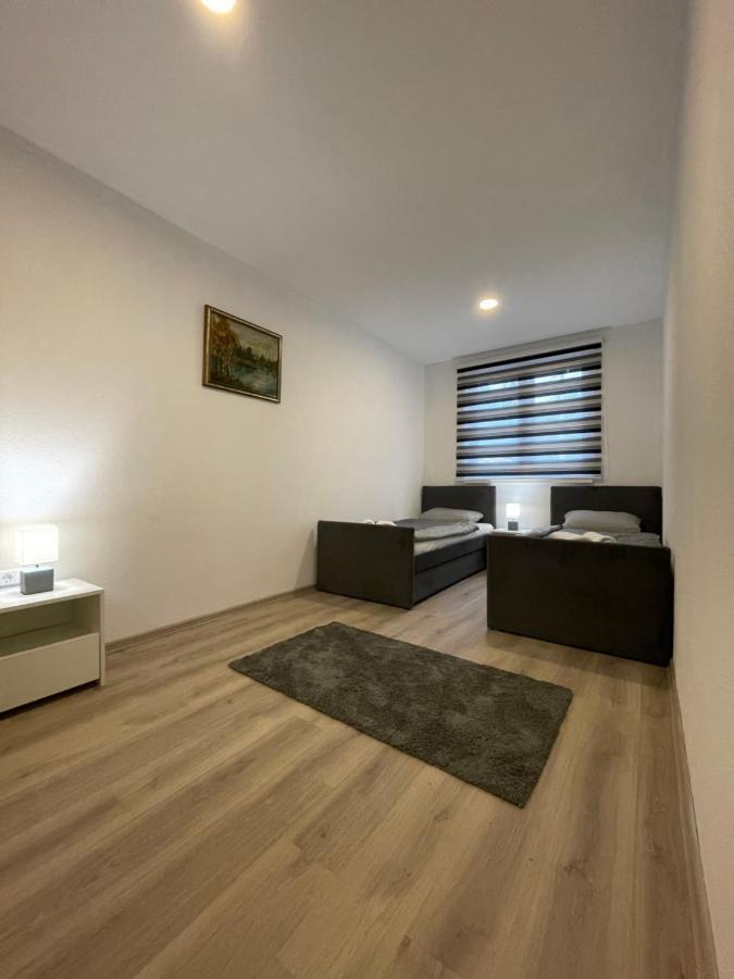 Ammirevole Ravne Apartments Visoko Esterno foto