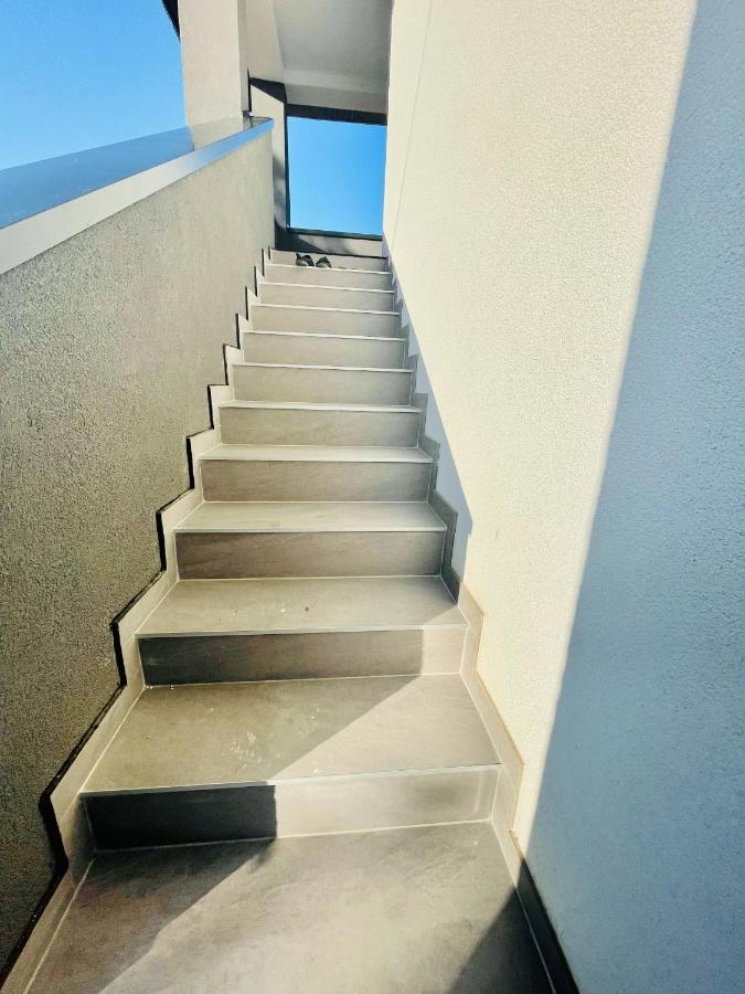 Ammirevole Ravne Apartments Visoko Esterno foto